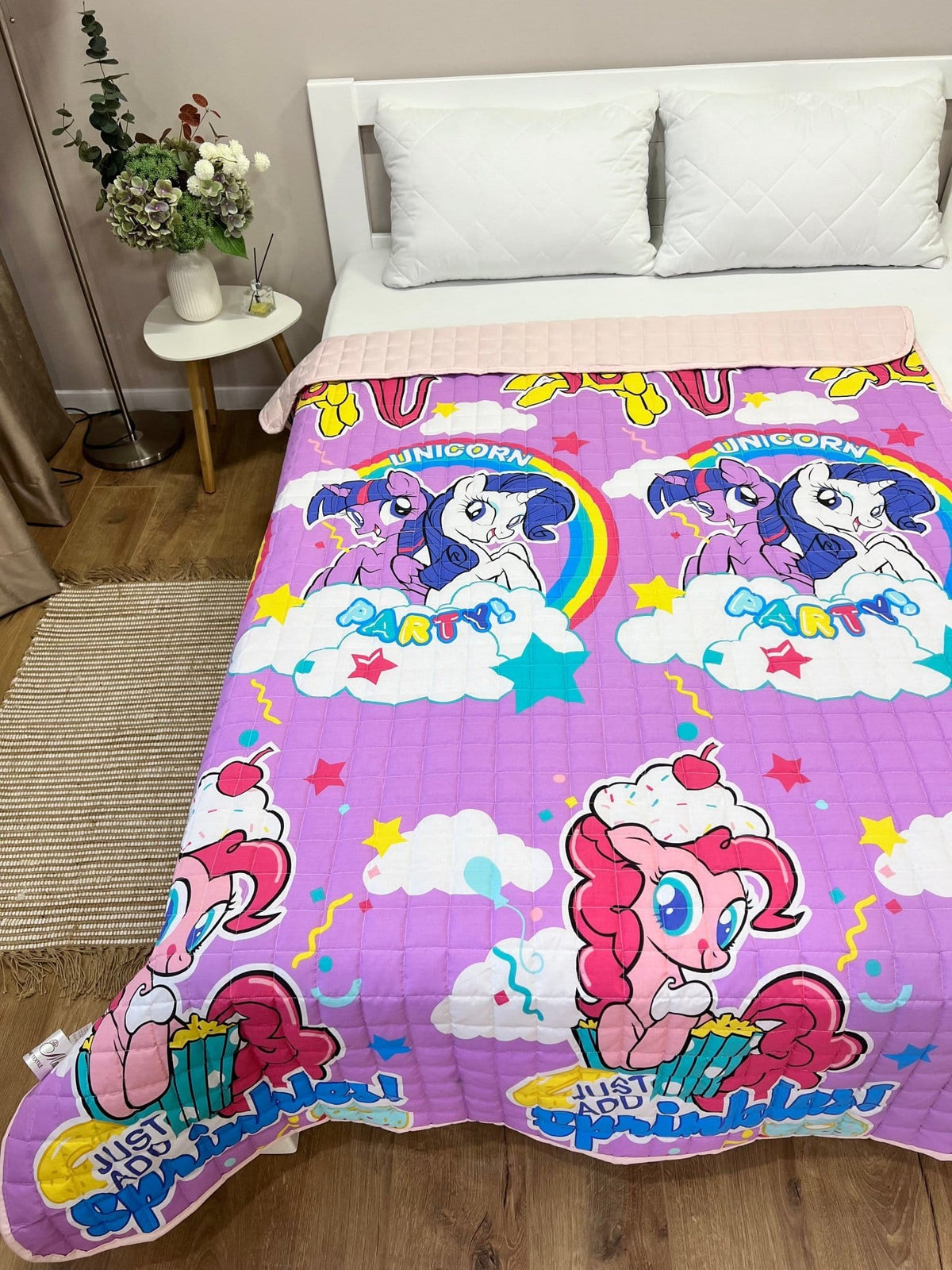SoftNature 135 × 200 Children's blanket with a unicorn pattern