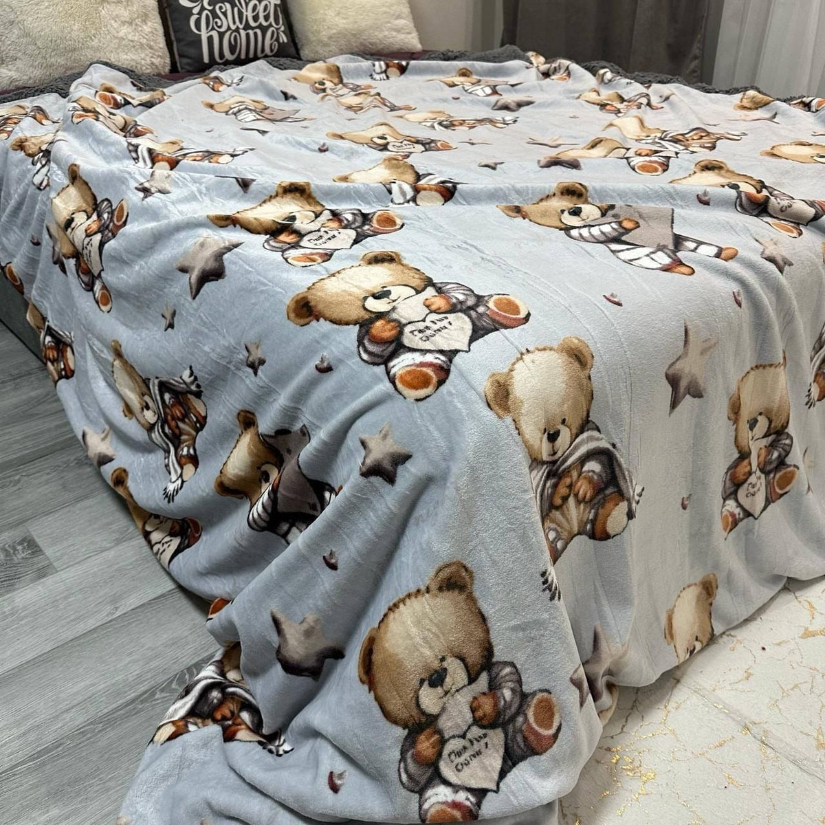 SoftNature плед Velour bedspread with a blue bear pattern