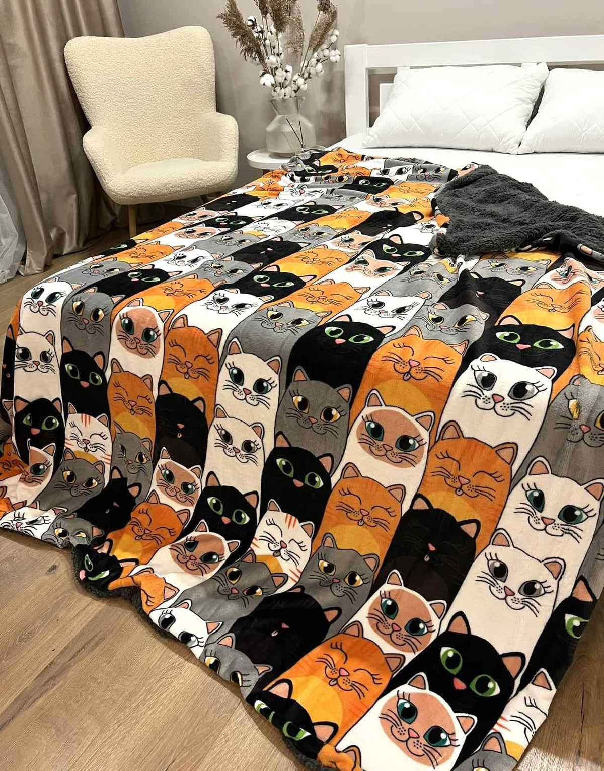 SoftNature плед Velour bedspread with a pattern of many black cats