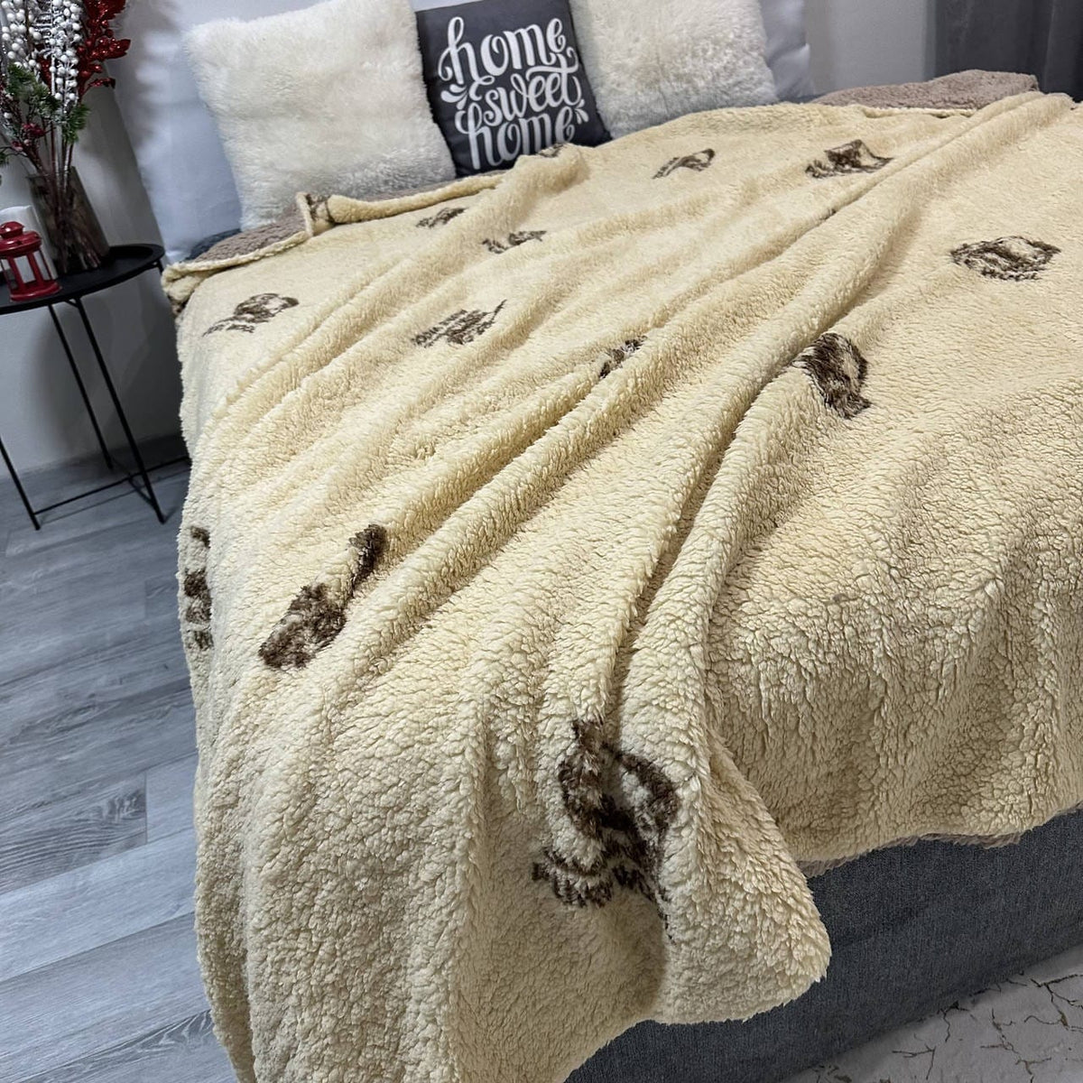 SoftNature плед Velour bedspread with a “Pure vool” pattern