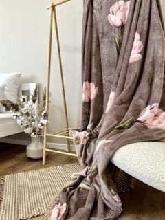 SoftNature плед Velour bedspread with a tulip pattern