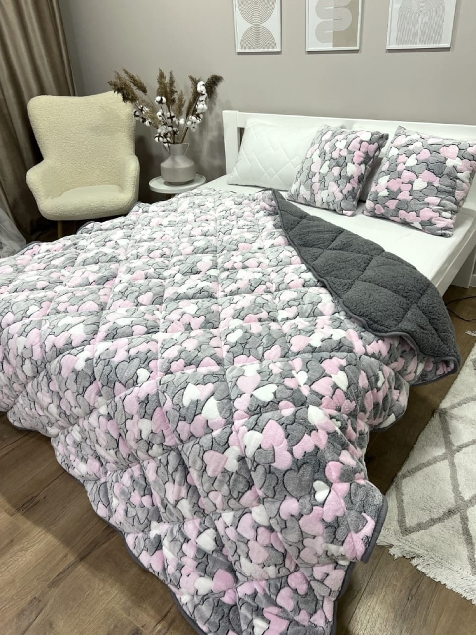 SoftNature 155*220 Velour bedspread with heart pattern