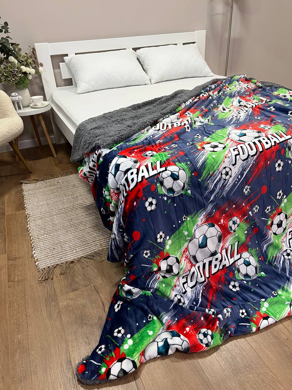 SoftNature плед 155*220 Velour blanket with football pattern